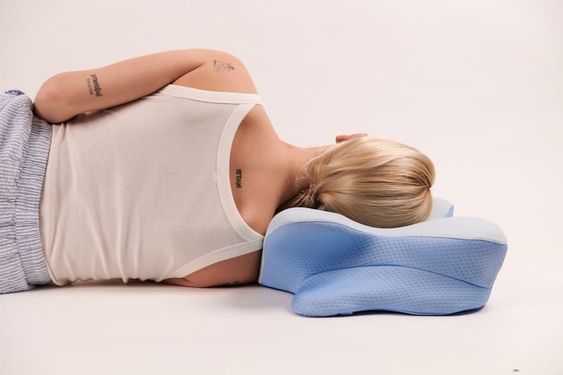 Derila Ergo Memory Foam Pillow