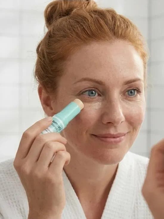 How to Use the Dr. Melasmin Calcium Stick: Application, Timing and What Results to Actually Expect (2026)