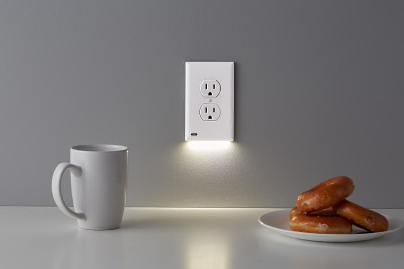 GuideLight Outlet Cover Night Light