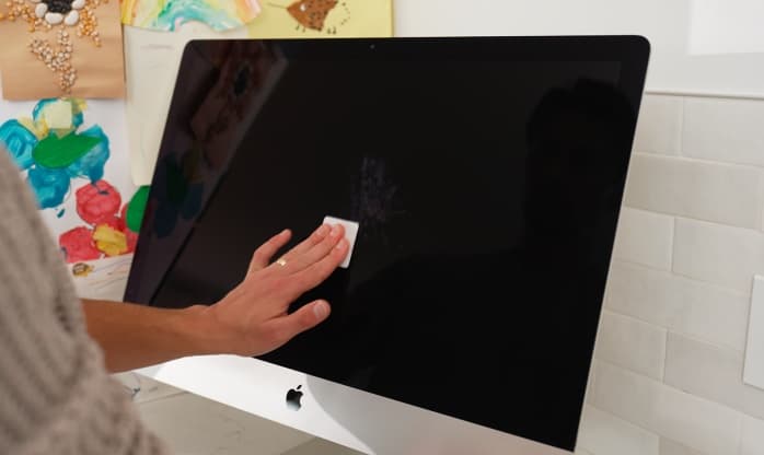 Jiffys Review: Do the Stick-Anywhere Cleaning Pads Work?
