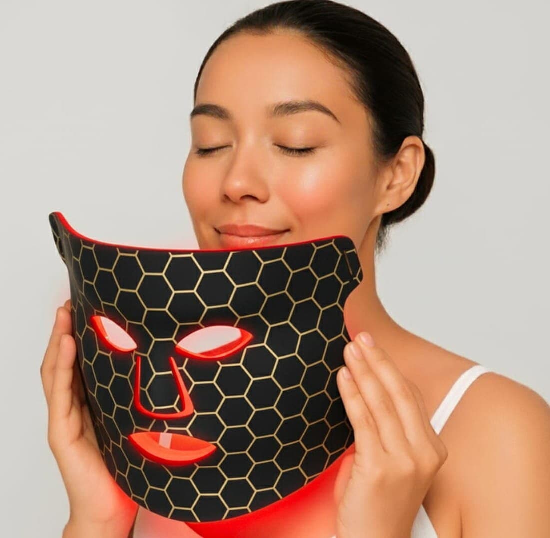 NuroDerma Review: A Cordless Red Light Mask Under $170